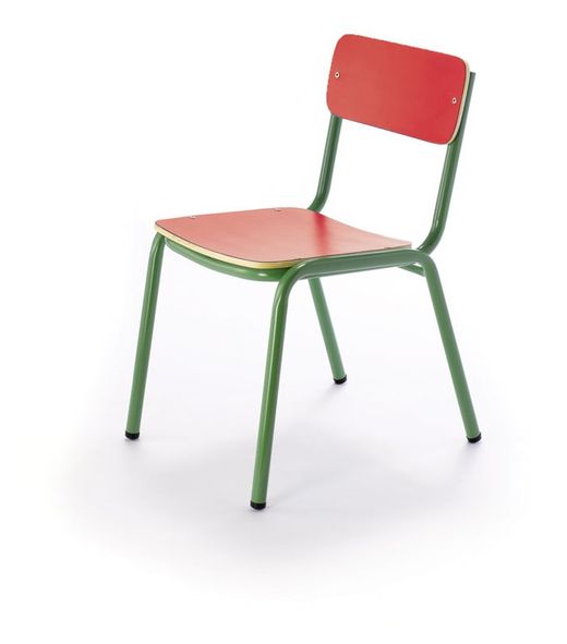 Cadeira de criança empilhável e disponível em 3 alturas e 10 cores