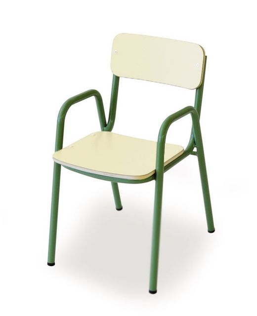 Chaise pour enfants avec accoudoirs d'une hauteur de 26 cm et différentes finitions