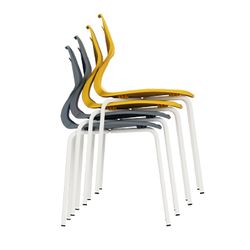 Chaise SOFT. Trois tailles et quatre couleurs