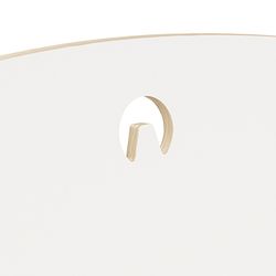 Chaise en bois. Élégant et intemporel