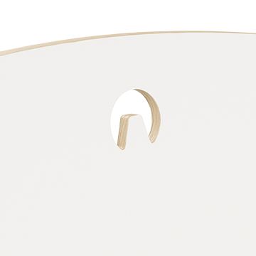 Chaise en bois. Élégant et intemporel