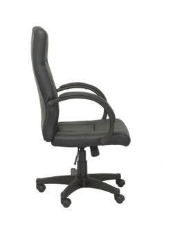 Cadeira executiva de couro sintético preto