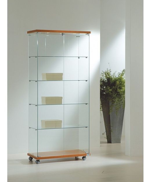 Vitrine 181 x 80 x 40 cm. 4 prateleiras. Com luz