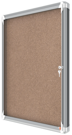 Vitrine interne Nobo. Porte batterie et surface sur le patio. Trois tailles