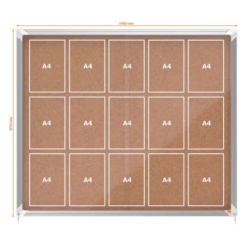 Vitrine interne Nobo. Porte courante et surface sur le patio. Deux tailles
